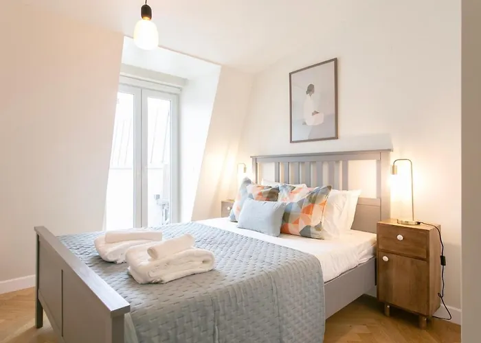 Duplex 2 Bdr, Parking And Balcony! شقة *