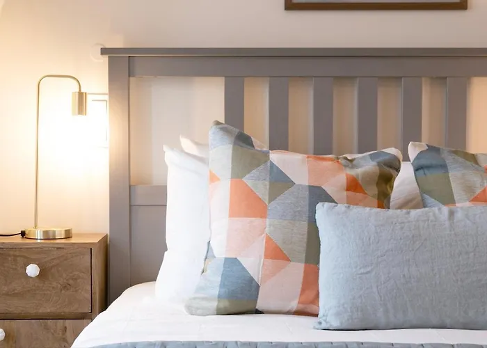 شقة Duplex 2 Bdr, Parking And Balcony! *