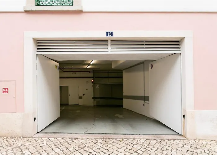 Duplex 2 Bdr, Parking And Balcony! Appartement *